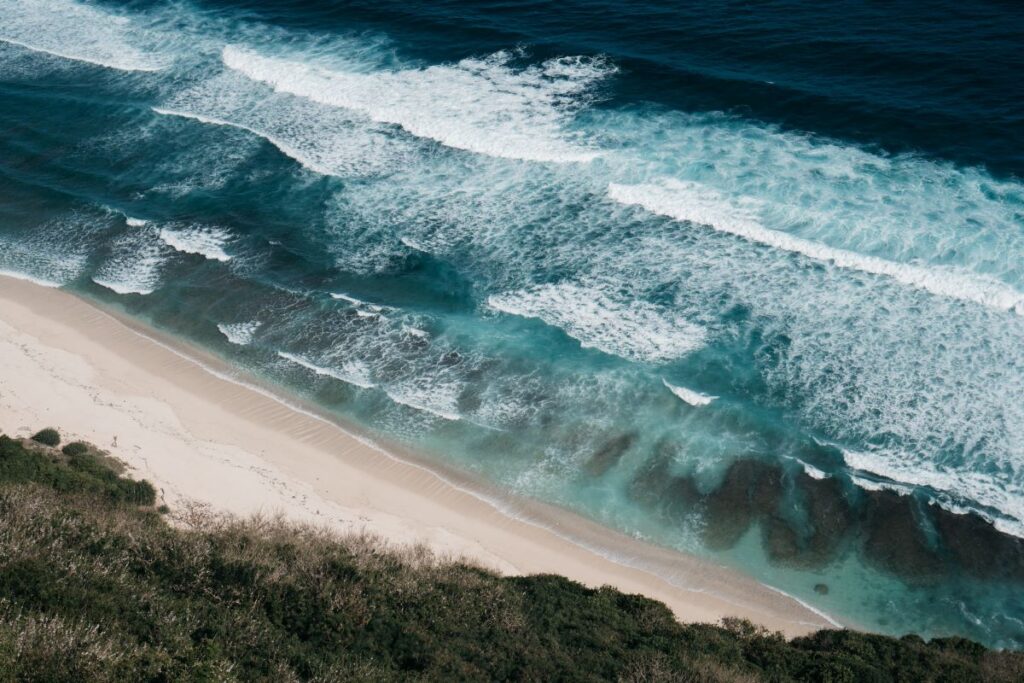 Uluwatu plaža na Baliju