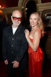 Michael Stipe i Scarlett Johansson