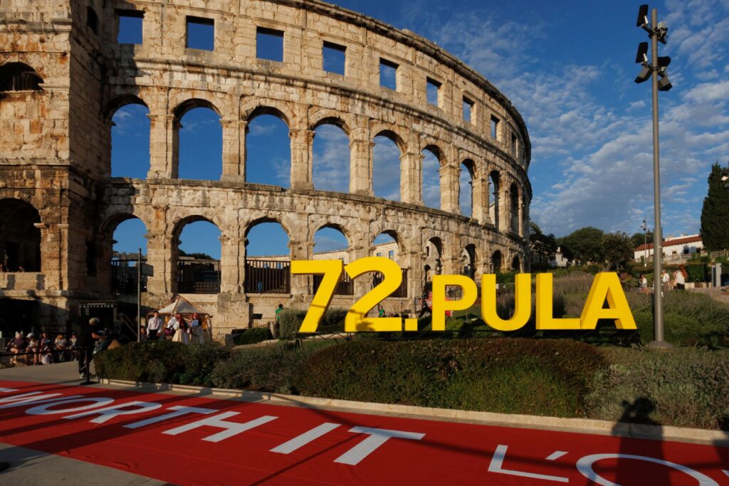 Svečano otvaranje - Arena(1) Svečano otvaranje 72. Pulskog filmskog festivala