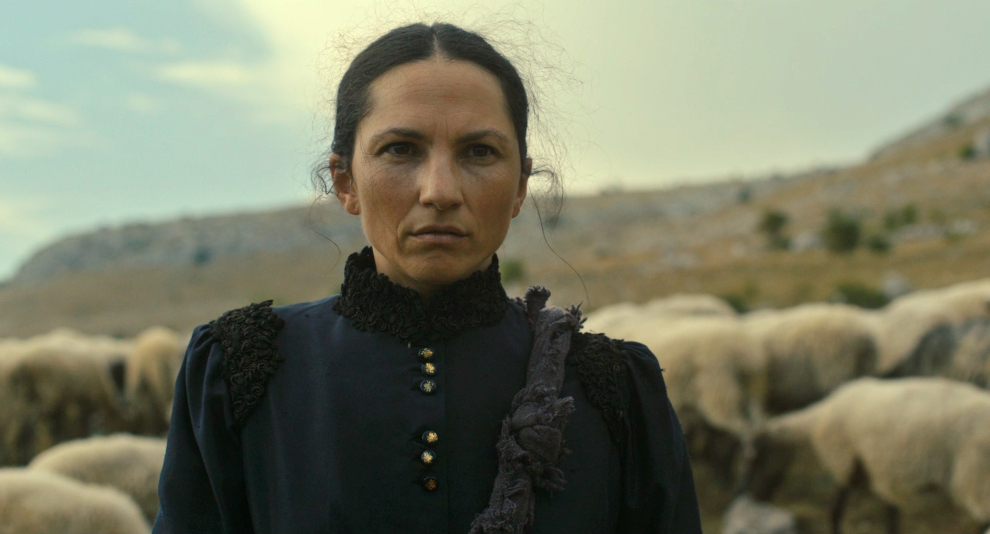 Bog neće pomoći - u kinima