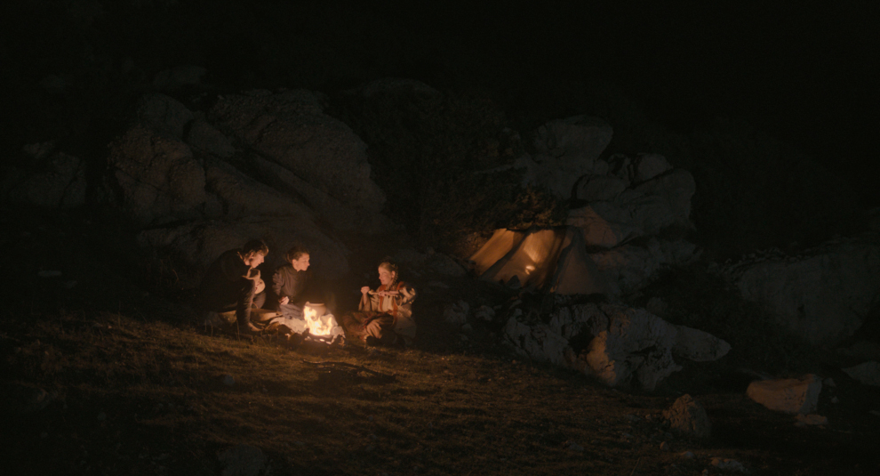 Bog neće pomoći - u kinima